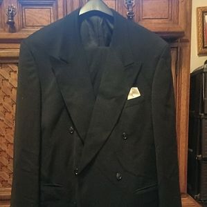 Jones Of New York Black Sheened Double Breasted Suit For Men Size XXL $95
